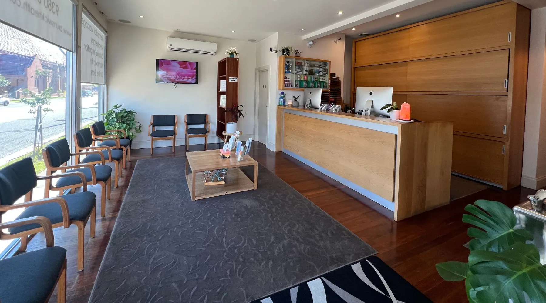 The reception and waiting area at Physio Melbourne, Brunswick West